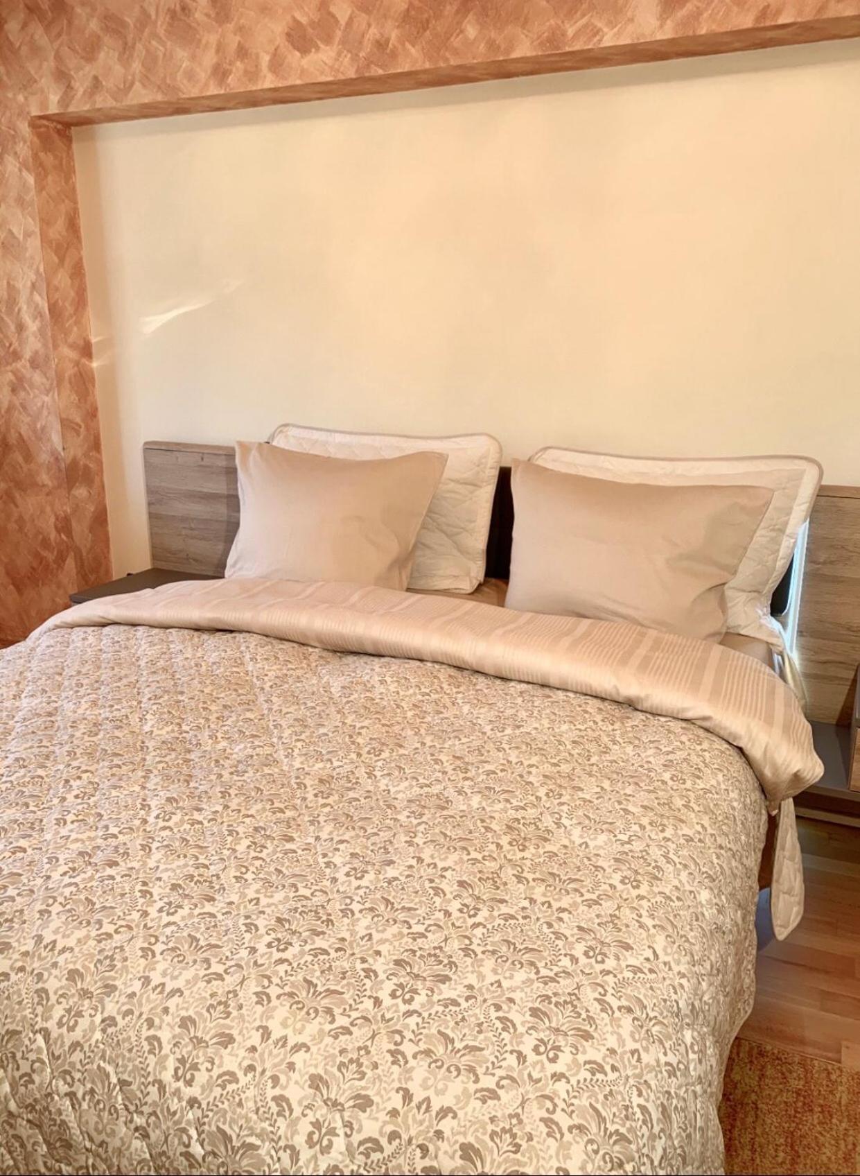 Central Apartment 4 Rooms Брашов Екстер'єр фото